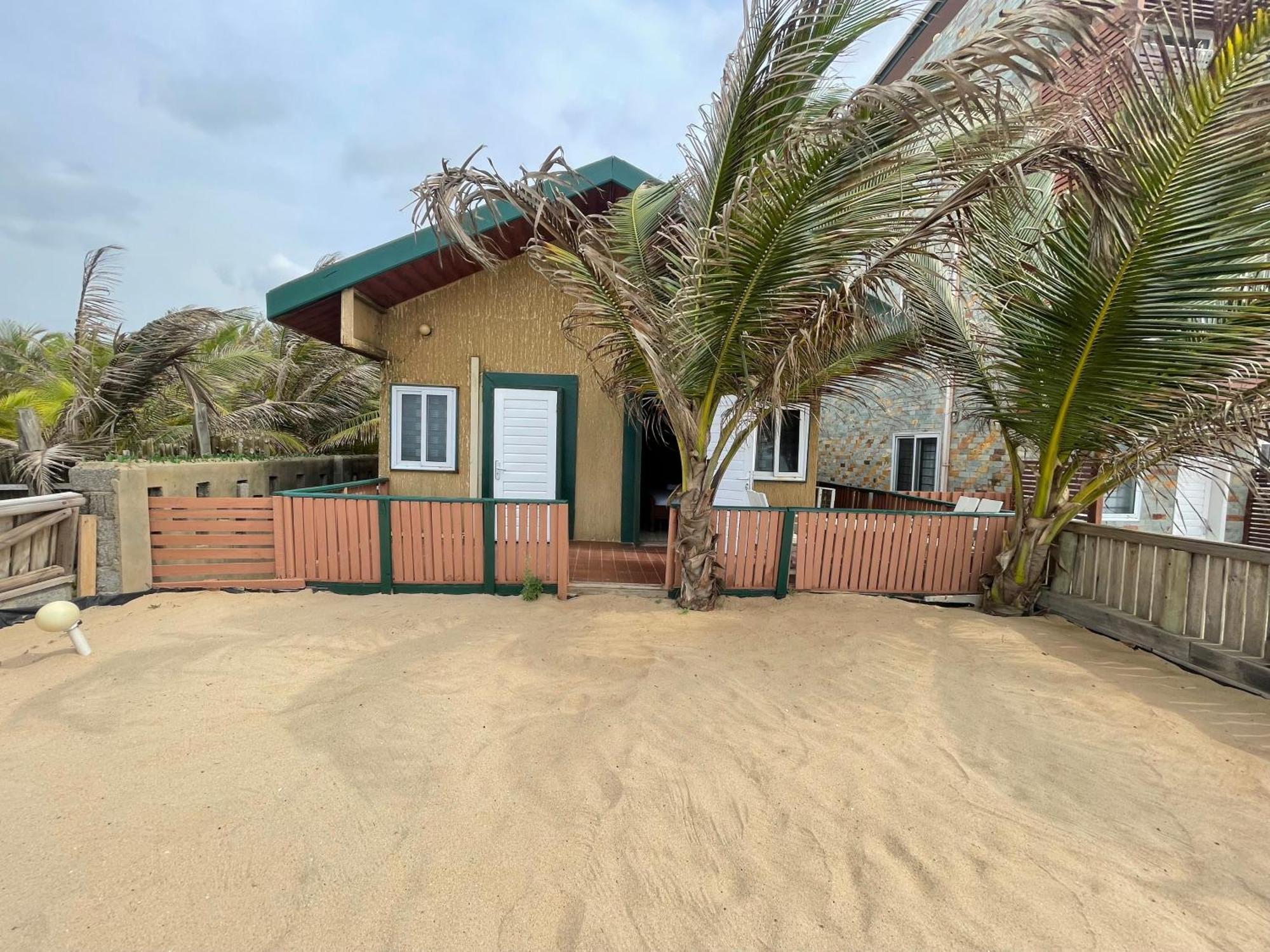 Ocean Green Beach Resorts And Villas Prampram Esterno foto