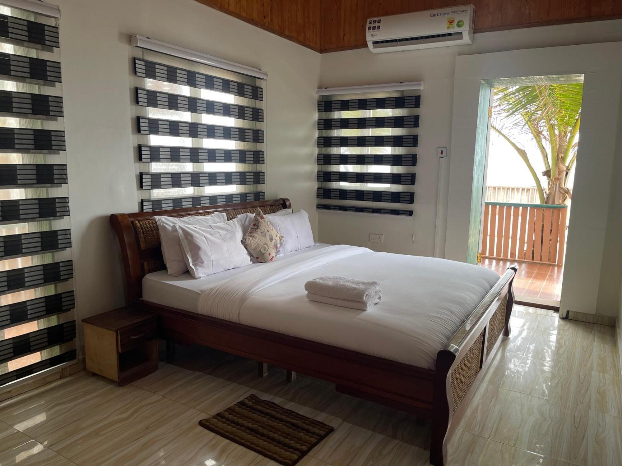Ocean Green Beach Resorts And Villas Prampram Esterno foto